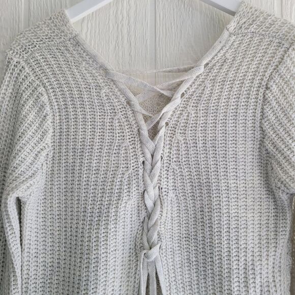 BB Dakota Knit Open Back Sweater - Picture 4 of 8